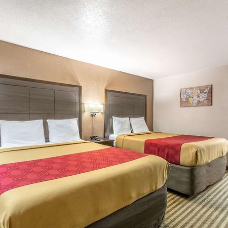 Econo Lodge Winfield Buitenkant foto