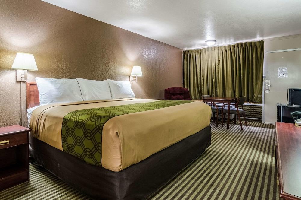 Econo Lodge Winfield Buitenkant foto