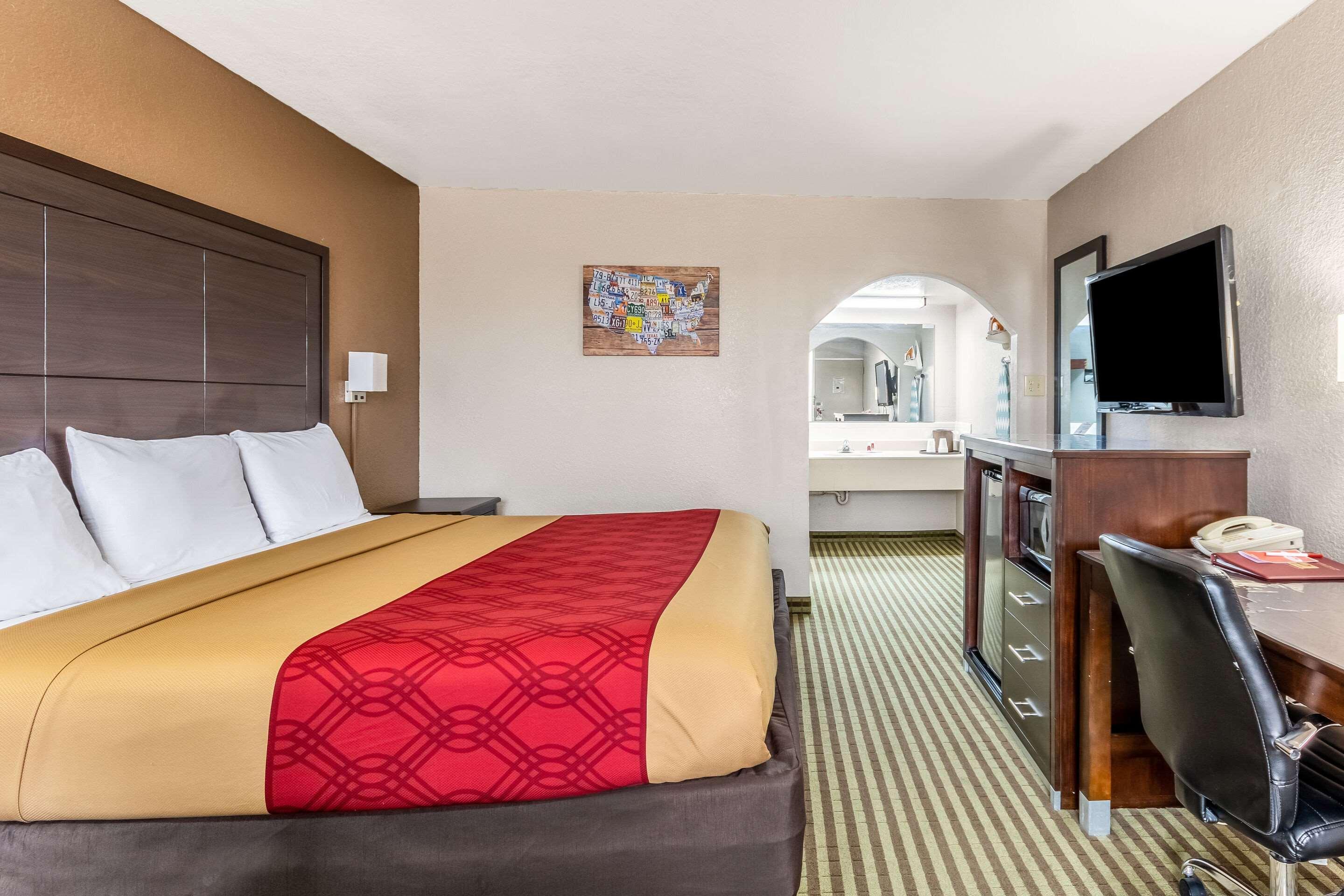 Econo Lodge Winfield Buitenkant foto